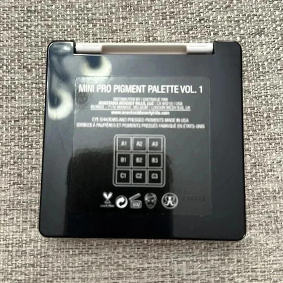 Anastasia Beverly Hills Mini NORVINA - Picture 4 of 8